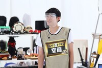 ロングコートダディ堂前 (c)カンテレ