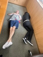 配信MCを務めたスリムクラブ。