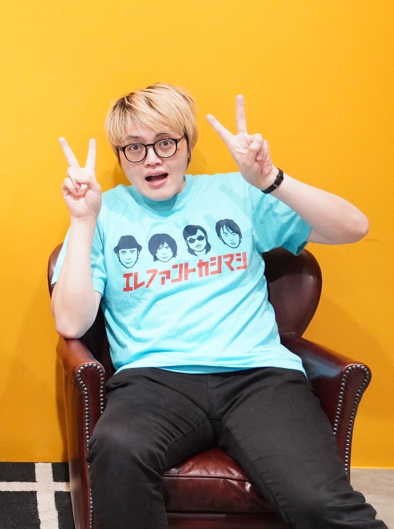 構成作家の飯塚大悟。