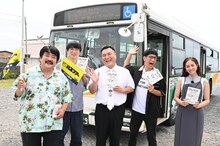 左から空気階段、アンタッチャブル、堀田茜。