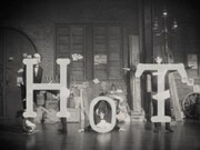 WebCM「やさしい無声エガ（映画）」編より。