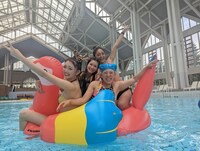 「有吉の夏休み2022 密着77時間in北海道・富良野」(c)フジテレビ