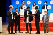 「吉本新喜劇座員総選挙」結果発表イベントの様子。