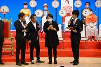 「吉本新喜劇座員総選挙」結果発表イベントの様子。