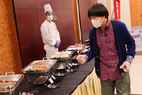 蛍原徹 (c)テレビ朝日