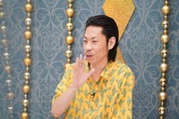 番組初登場の呂布カルマ。