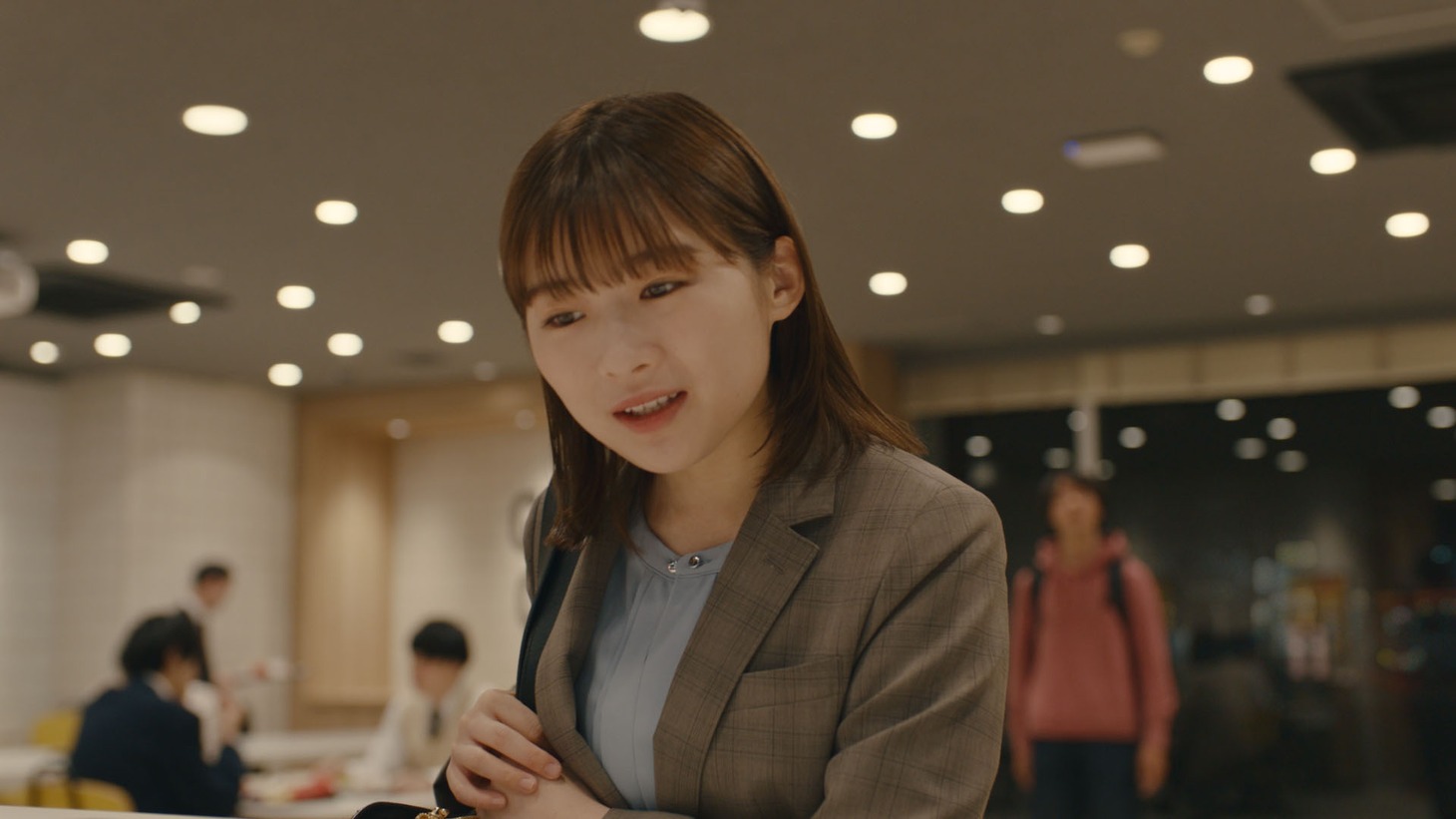 CM「夜マック店長／家族でポテナゲ」編より。