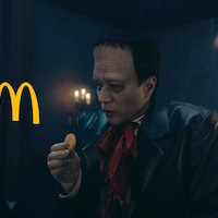 ナイツ塙扮するフランケンシュタインに家族がいた夜マック新CM