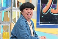 バナナマン日村 (c)TBS