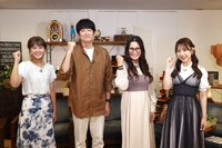 左から中尾真亜理アナウンサー、博多大吉、ギャル曽根、熊崎晴香。(c)日本海テレビ