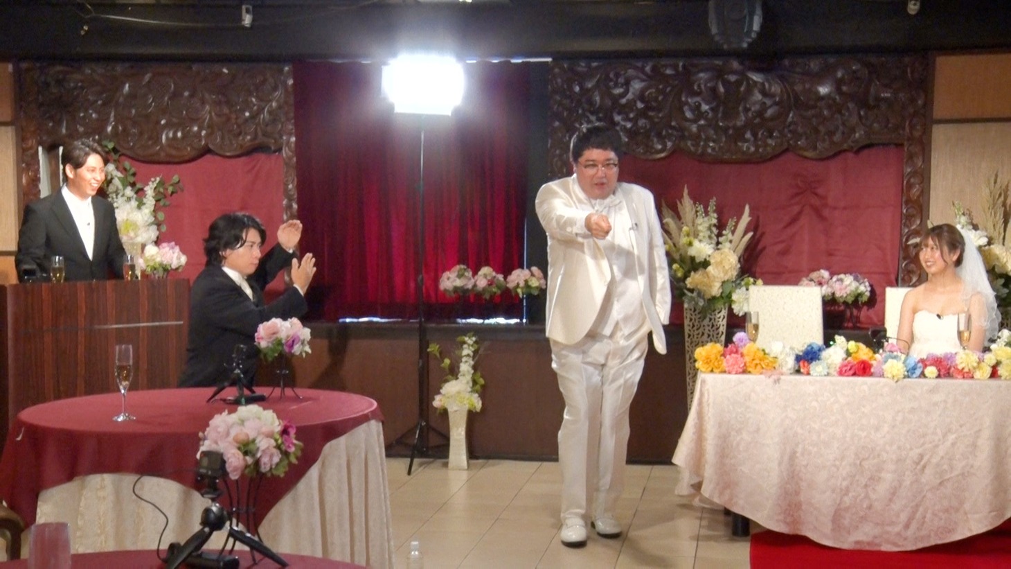 披露宴リハーサルのワンシーン。(c)テレビ朝日