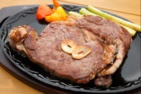 いわて門崎丑を使ったサーロインステーキ。(c)日本テレビ