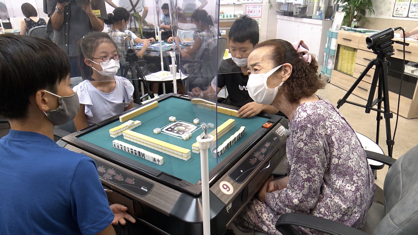 「阿佐ヶ谷アパートメント 秋SP」より。