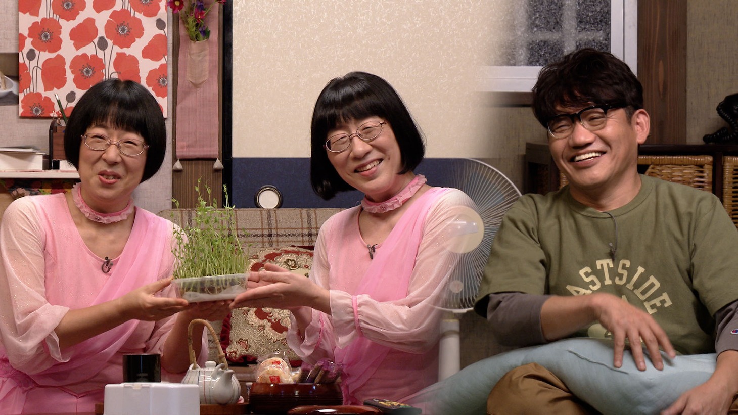 阿佐ヶ谷姉妹とずん飯尾（右）。