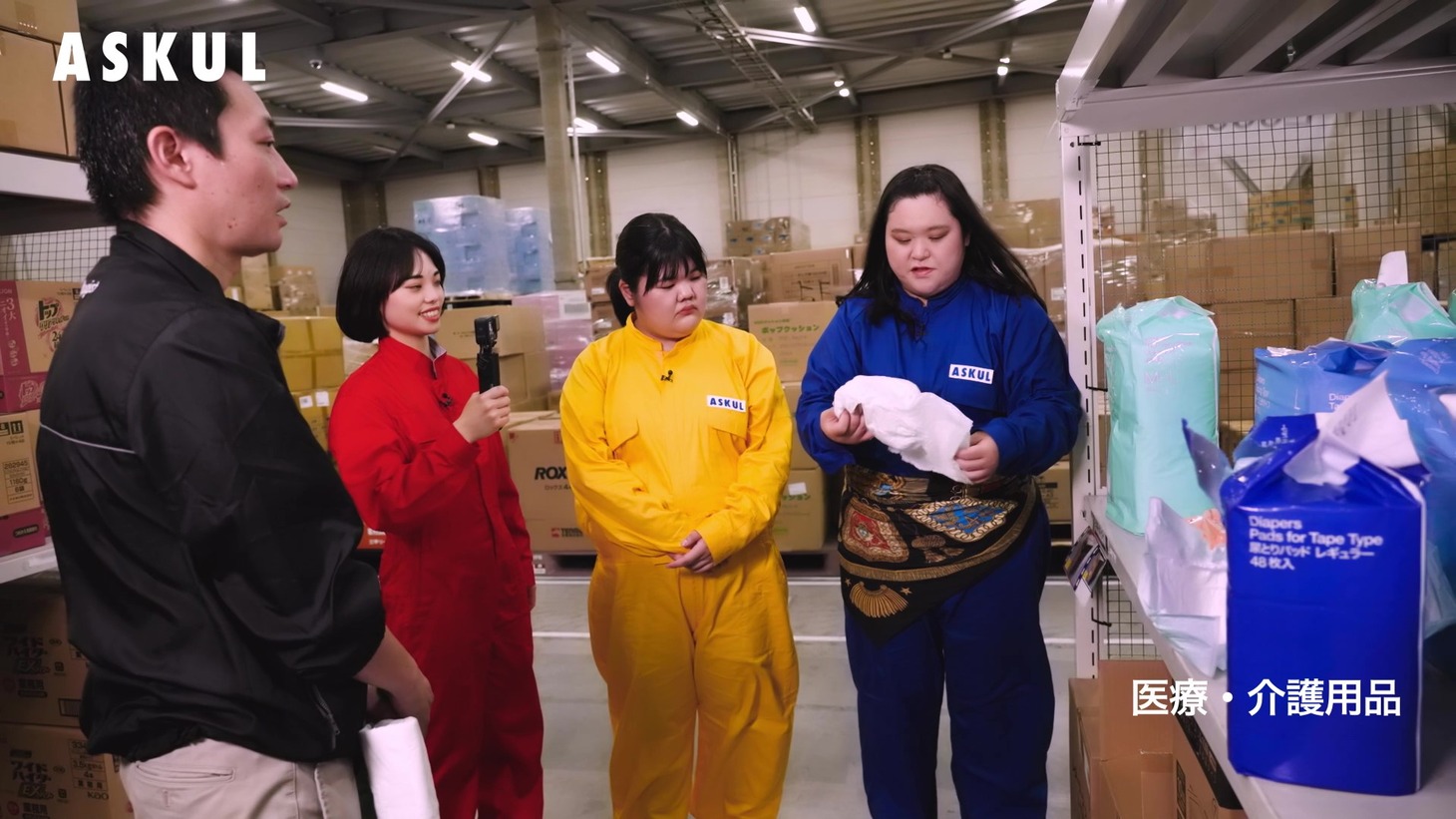 ぼる塾が出演するWebCM「アスクルにあるある！」編より。