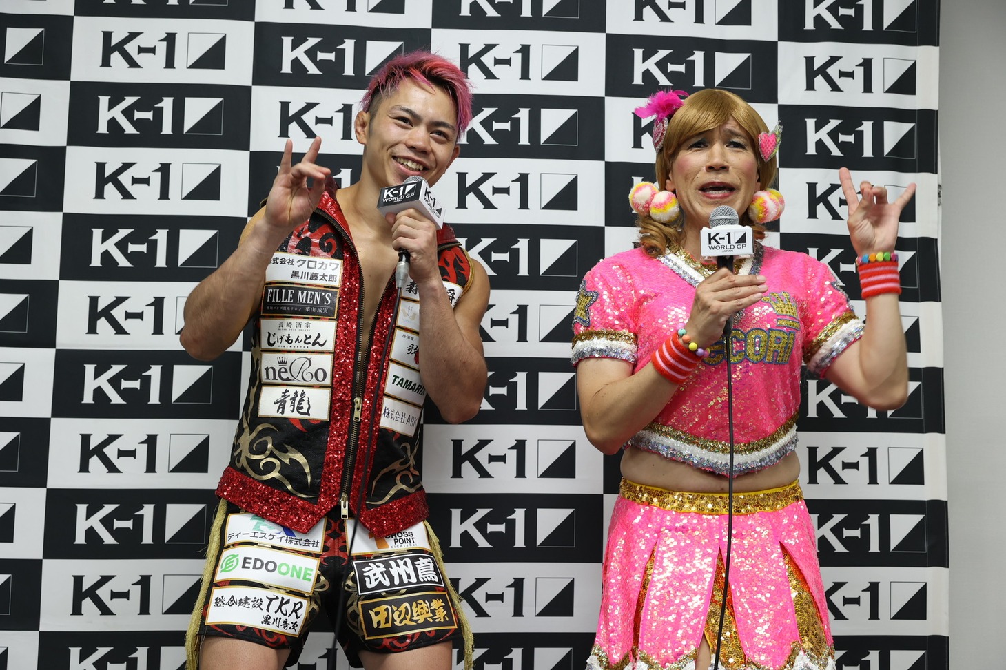 左から不可思、ゴリエ。