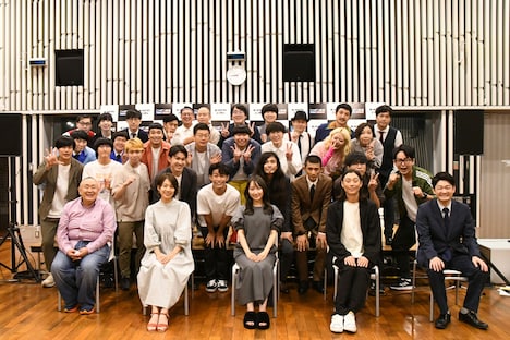 「オールナイトニッポン0（ZERO）～決戦！お笑い有楽城～」の出演者たち。（撮影時のみマスクを外している。）