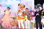 左から、井口裕香、キュアヤムヤム、和牛。