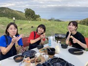 Aマッソと柏木由紀。(c)ABCテレビ