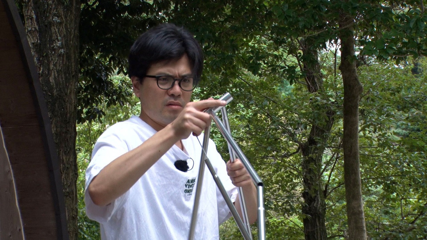 スマホなしでキャンプするマユリカ阪本。