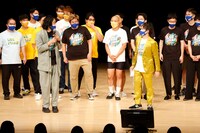 「BDB」主宰の爆ノ介と、MCの祇園・木崎。