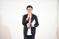 MCを務めたニュークレープ・デビ。