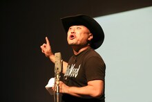 ハリウッドザコシショウ（撮影：二瓶 彩）