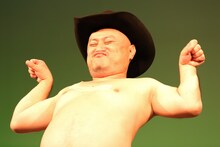 ハリウッドザコシショウ（撮影：二瓶 彩）