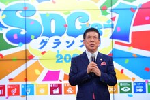 「よしもとSDGs LIVE2022」で審査員長を務める西川きよし。