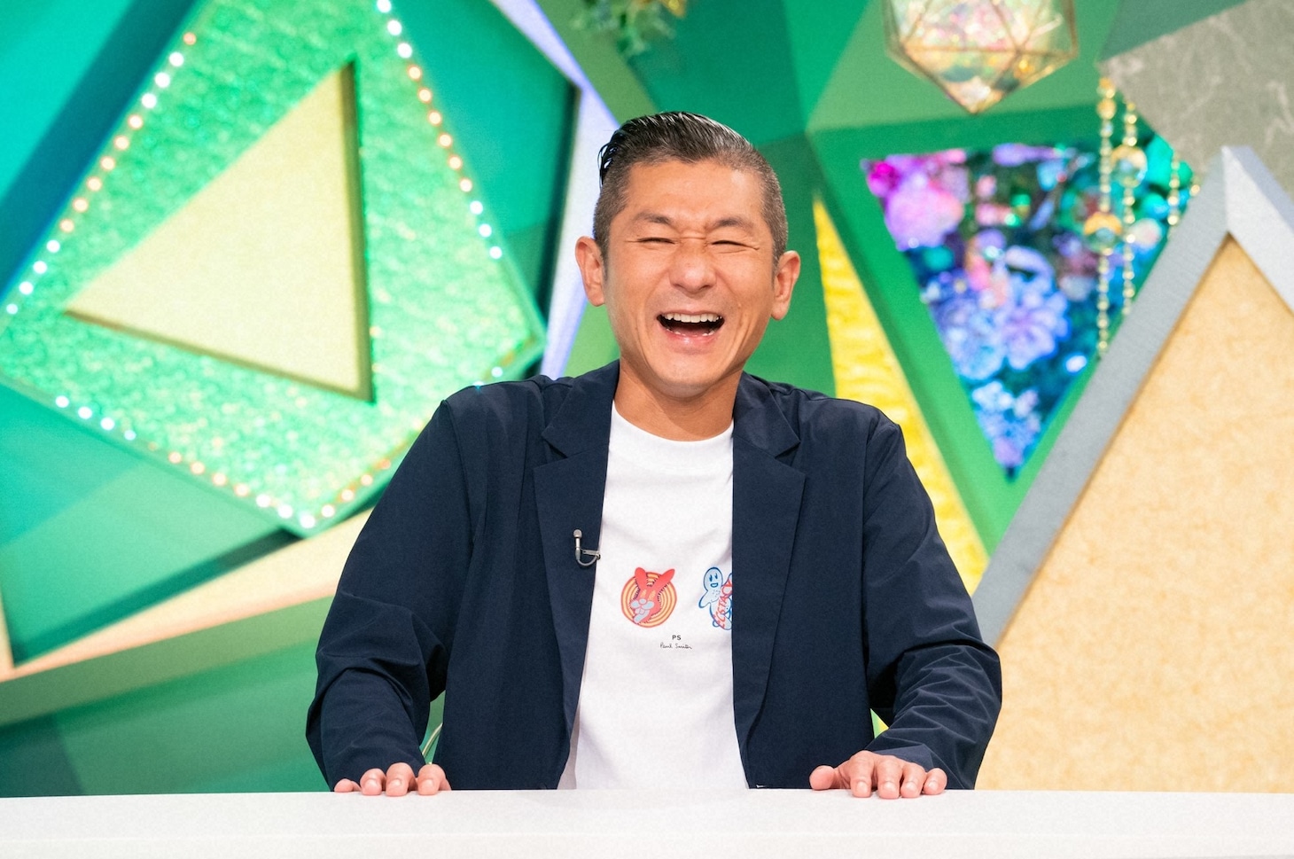 「やすとものいたって真剣です」に出演する、笑い飯・哲夫。(c)ABCテレビ