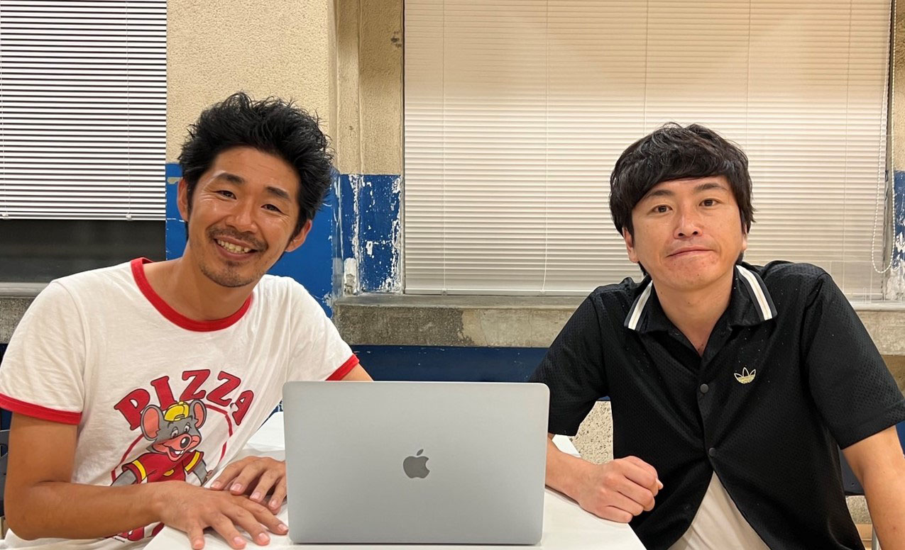 しずる