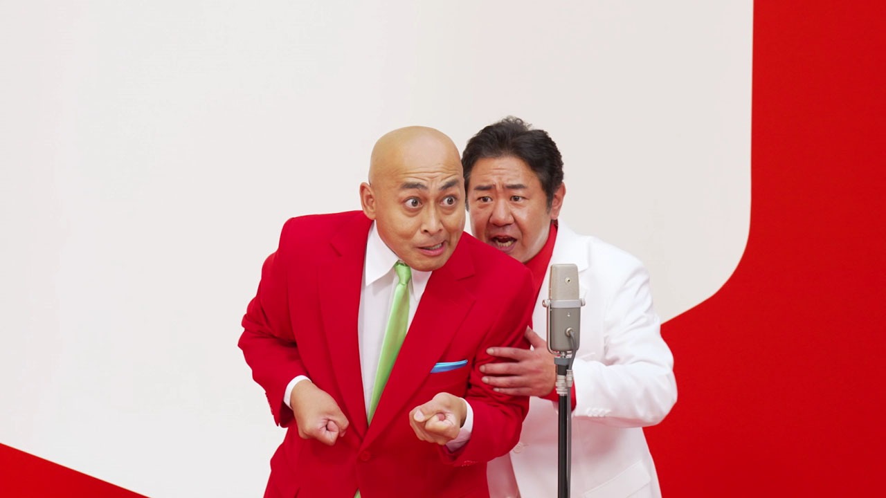 「日清ヨーク 毎日のむ血圧ケアヨーグルト『血圧にやさしい漫才』編」より。