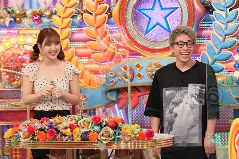 藤田ニコルとロンドンブーツ1号2号・田村淳。(c)テレビ朝日