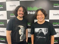 DJのMickey（左）と永野（右）。