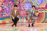 左から、博多大吉、蛍原徹。(c)テレビ朝日