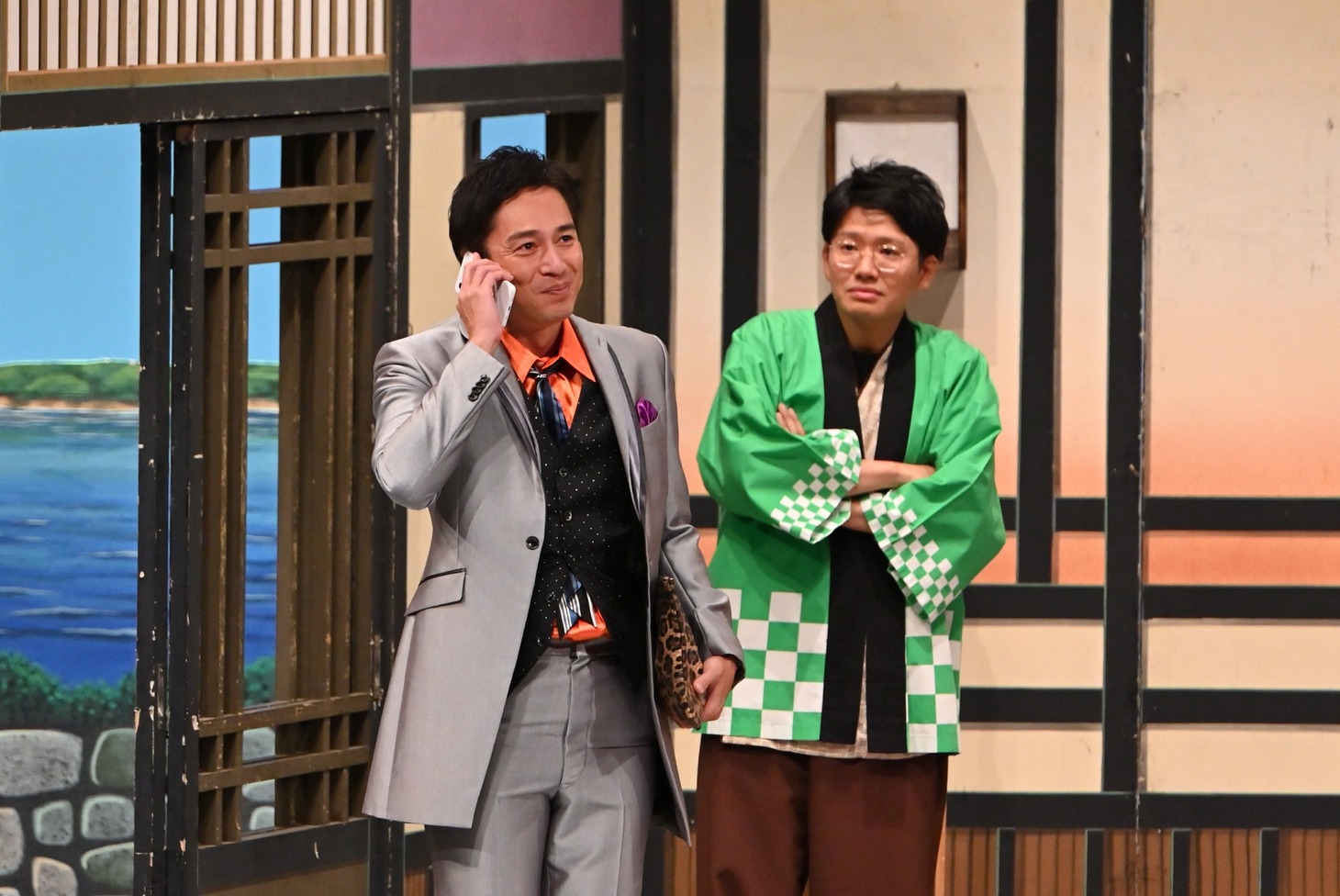 「オールスター即興LIVEコメディ アドリバー」より。