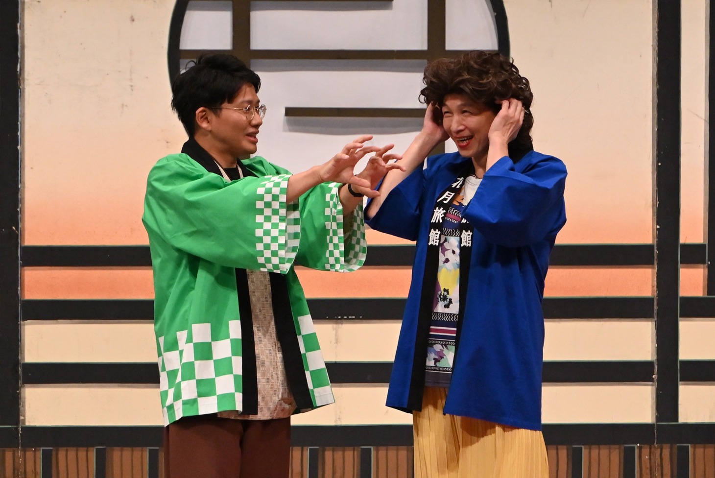 「オールスター即興LIVEコメディ アドリバー」より。