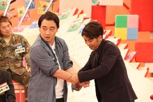 10月5日放送の特番に出演する（左から）ジャングルポケット斉藤、ニューヨーク屋敷。(c)フジテレビ