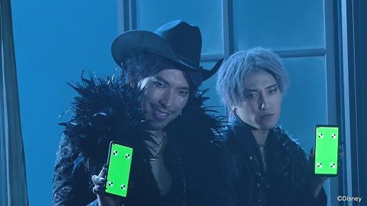 WebCM「DARK EXITと9つの宝箱」撮影中の様子。
