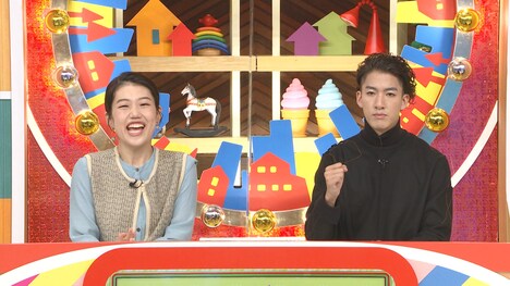 左から横澤夏子、尾上右近。(c)日本テレビ