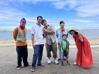 「ファーストペンギン！」の出演者たち。(c)日本テレビ