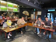 「千原ジュニアのヘベレケ」に出演する（左から）スピードワゴン井戸田、千原ジュニア、ラバーガール。(c)東海テレビ