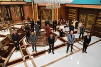 「芸能人格付けチェック 食と芸術の秋3時間スペシャル」の出演者たち。(c)ABCテレビ