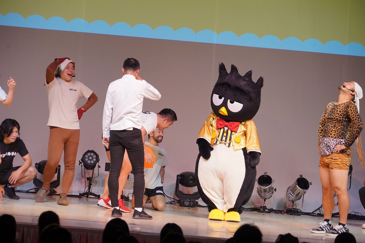 「風船バレーボール」がうまくできないバッドばつ丸。