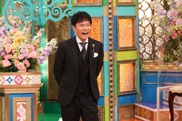 MCの浜田雅功。