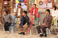 前列左から、ネプチューン堀内、陣内智則、ますだおかだ岡田、後列左から、モグライダー、Aマッソ村上。(c)フジテレビ