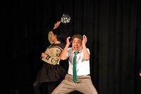 池崎劇団による演劇のワンシーン。