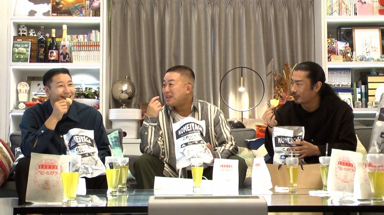 「おやつNo.1決定戦」に臨む（左から）チョコレートプラネット、パンサー菅。(c)TBS