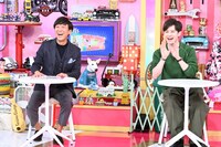 左から、東京03飯塚、ウエンツ瑛士。(c)TBS