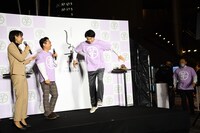 社長が3階からシュタッと登場するのではないかと話すかまいたち濱家。